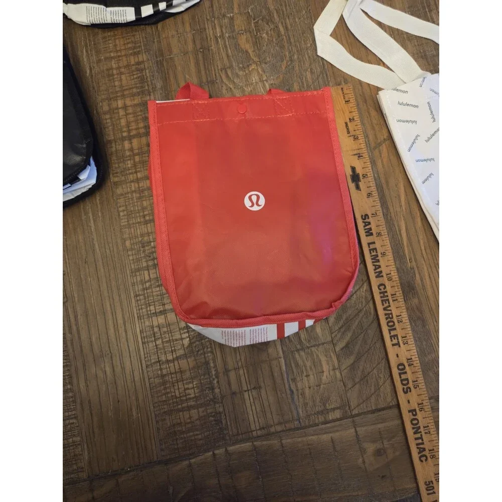 Lululemon Reusable Bags 1 Large 4 Small Bags